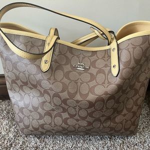 Coach Tote